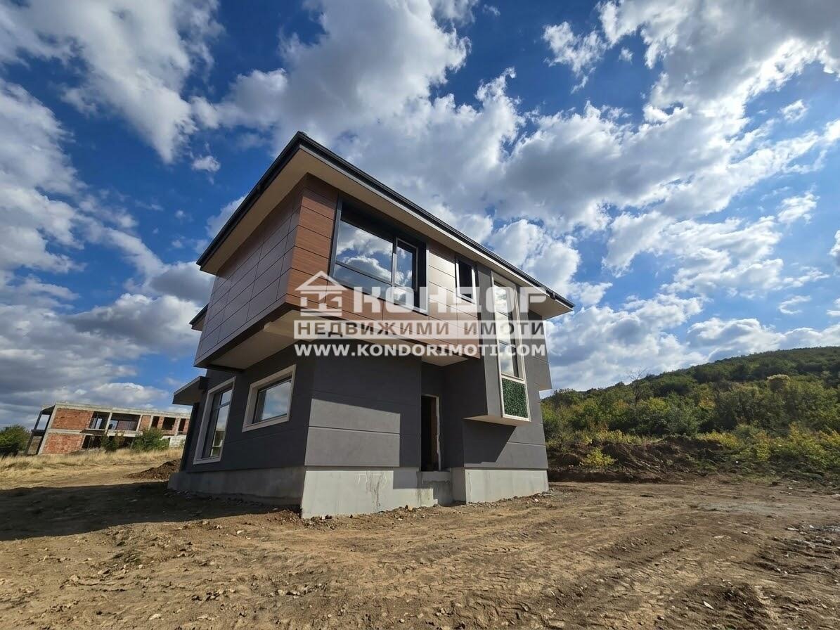 Продава КЪЩА, с. Марково, област Пловдив