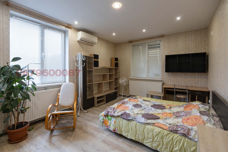Продава 4-СТАЕН в град Велико Търново, Център - 104 кв.м / 180 000 € » 352 049.40 лв.