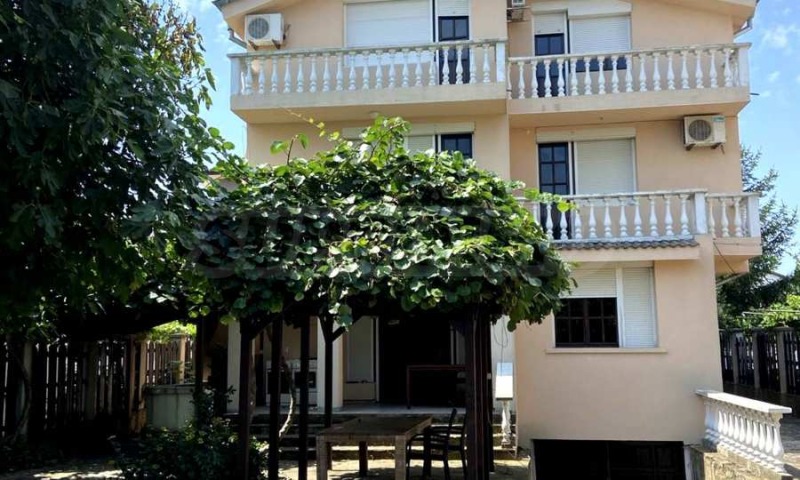 Продава КЪЩА в област Бургас, с. Лозенец - 270 кв.м / 450 000 € » 880 123.50 лв., СУПРИММО - БУРГАС