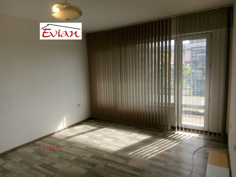 Продава  2-стаен град Русе , Здравец Изток , 55 кв.м | 52520453 - изображение [8]