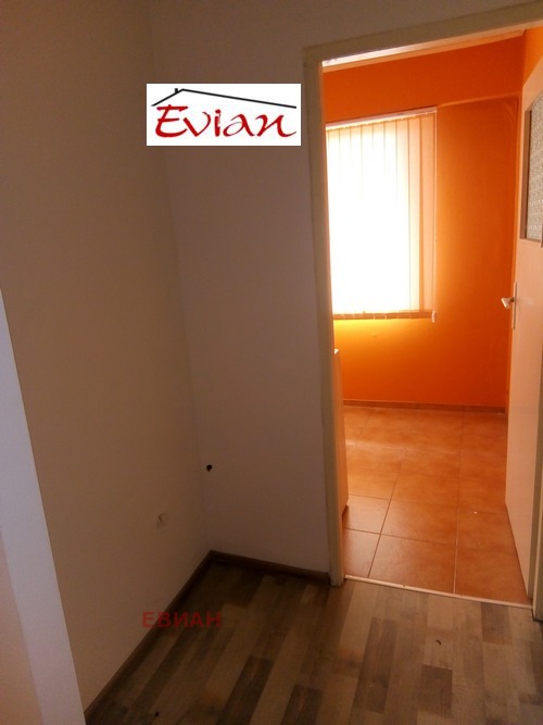 Продава  2-стаен град Русе , Здравец Изток , 55 кв.м | 52520453 - изображение [7]