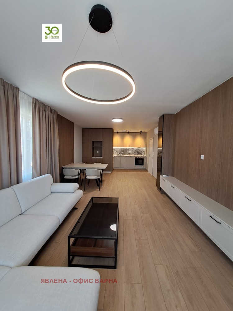 Продава 3-СТАЕН, гр. Варна, Централна поща