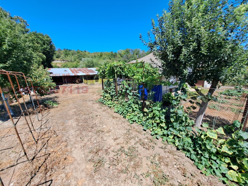 Продава ВИЛА, с. Ерден, област Монтана, снимка 14 - Вили - 53286851