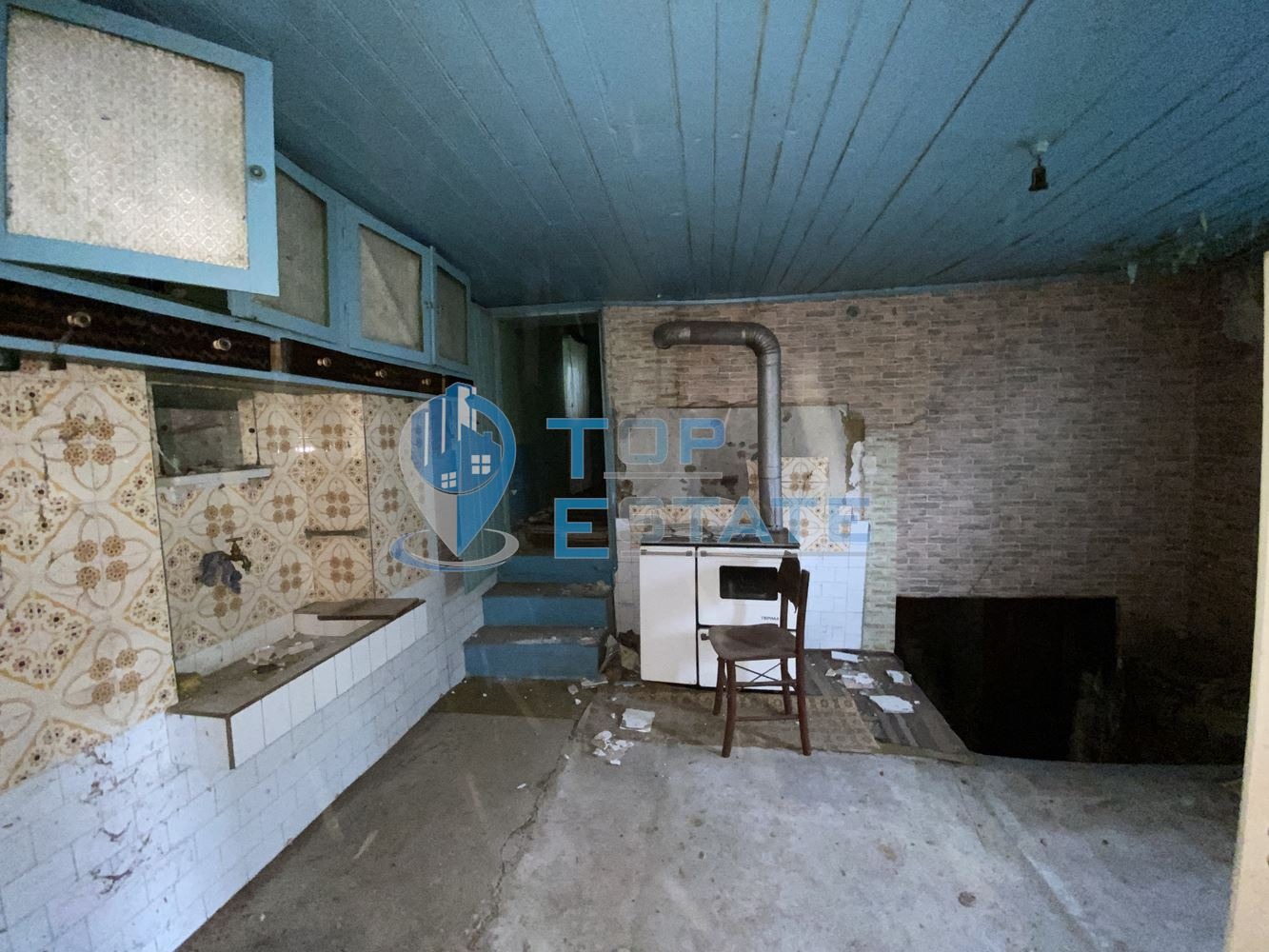 Продава КЪЩА, с. Вързулица, област Велико Търново, снимка 2 - Къщи - 46483206