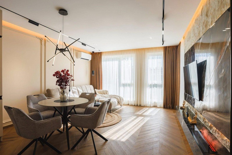 Продава 2-СТАЕН, гр. Пловдив, Остромила, снимка 2 - Апартаменти - 52535376