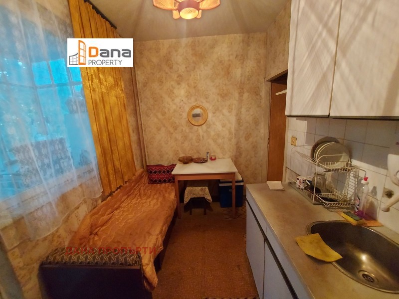 Продава  3-стаен град Варна , Възраждане 2 , 61 кв.м | 10077742 - изображение [8]
