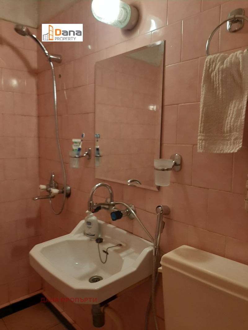 Продава  3-стаен град Варна , Възраждане 2 , 61 кв.м | 10077742 - изображение [12]