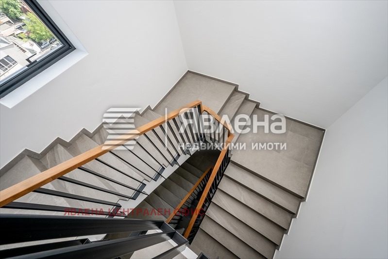 Продава 3-СТАЕН, гр. София, Център, снимка 9 - Апартаменти - 56485639