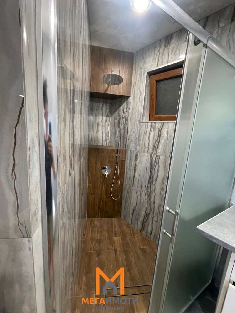 Продава ЕТАЖ ОТ КЪЩА, гр. Севлиево, област Габрово, снимка 3 - Етаж от къща - 54081413