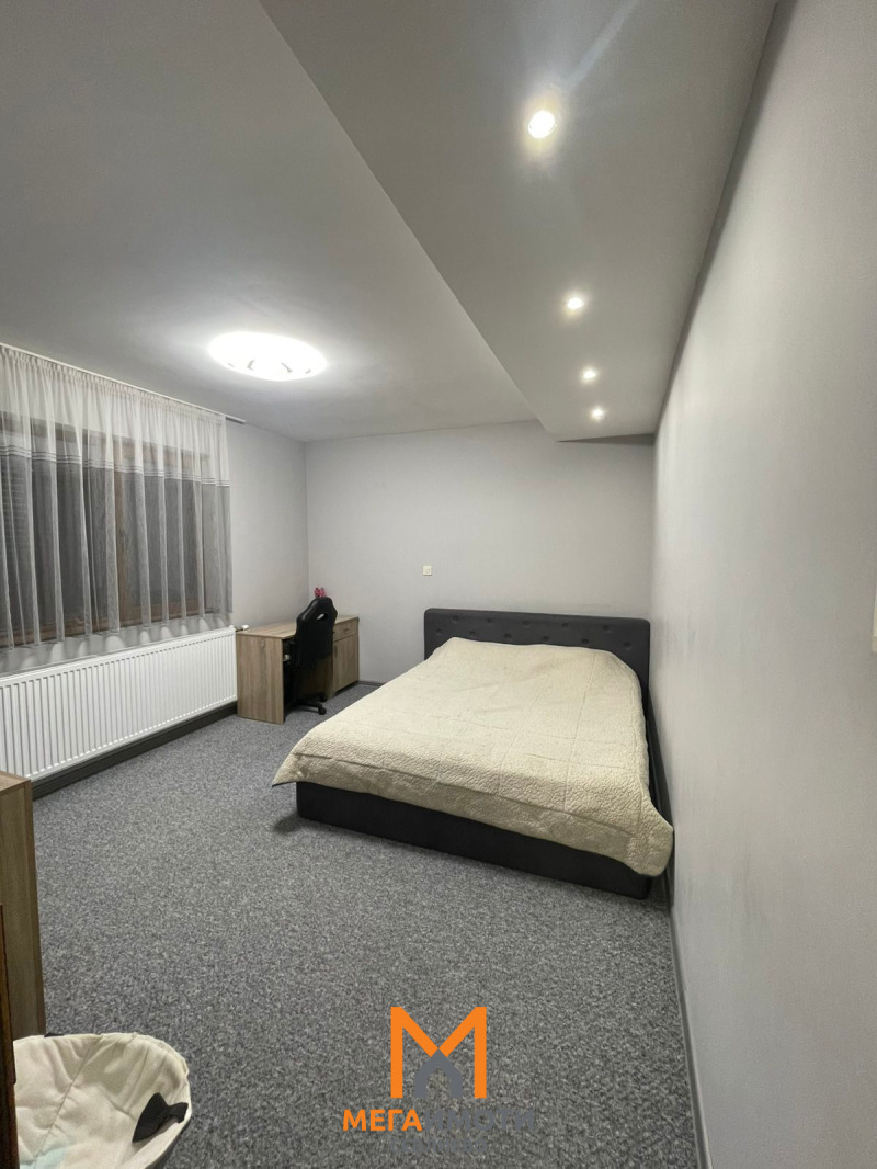 Продава ЕТАЖ ОТ КЪЩА, гр. Севлиево, област Габрово, снимка 8 - Етаж от къща - 54081413