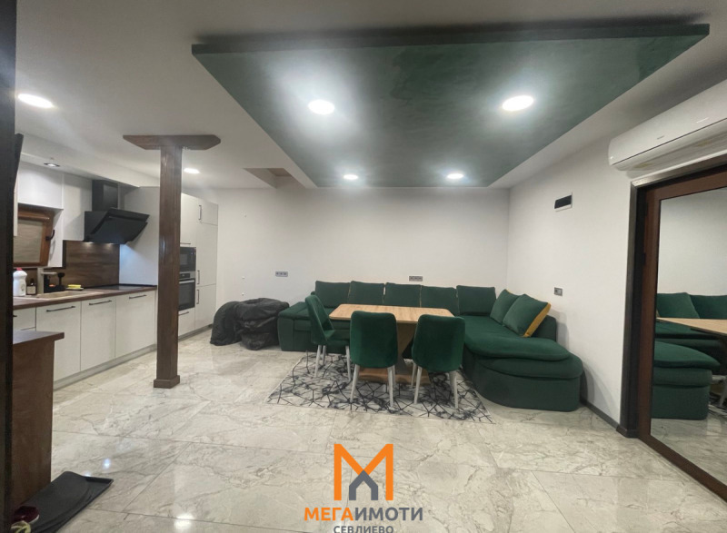 Продава ЕТАЖ ОТ КЪЩА, гр. Севлиево, област Габрово