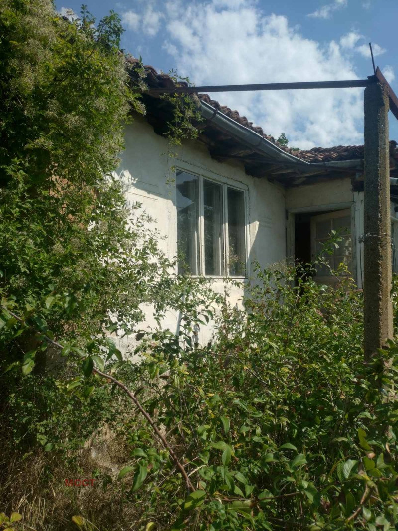Продава КЪЩА, с. Кръстевич, област Пловдив, снимка 3 - Къщи - 53328732