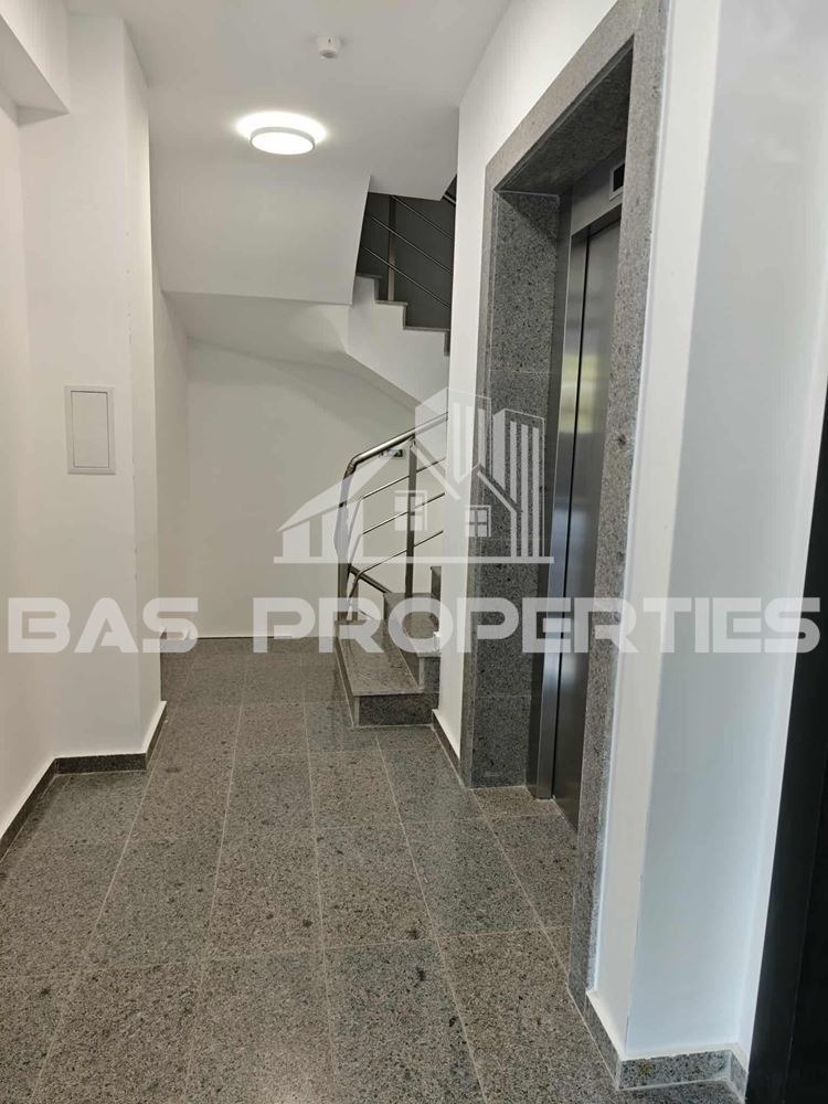 Продава  2-стаен град София , Надежда 2 , 53 кв.м | 60058744 - изображение [9]