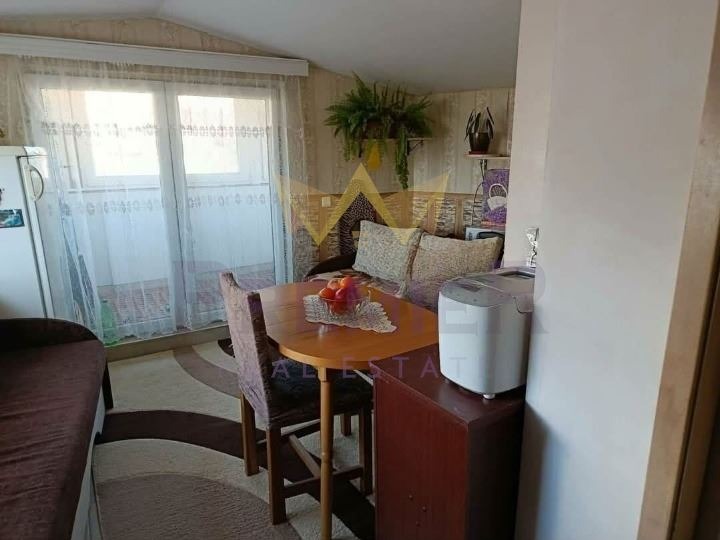 Продава 2-СТАЕН, гр. Варна, Владислав Варненчик 2