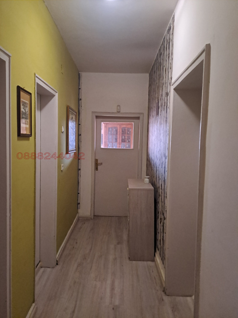 Til salg  Hus Sofia , Gorni Bogrov , 122 kvm | 66594749 - billede [3]