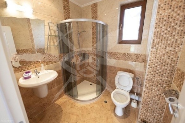 Продава  Къща област Бургас , с. Лозенец , 241 кв.м | 71332540 - изображение [4]