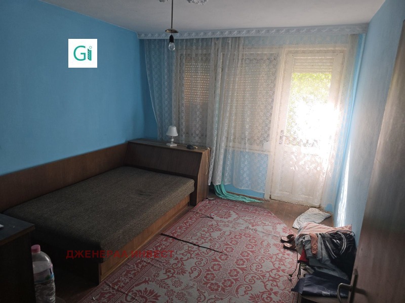 Продава КЪЩА, с. Бараково, област Кюстендил, снимка 13 - Къщи - 53020256