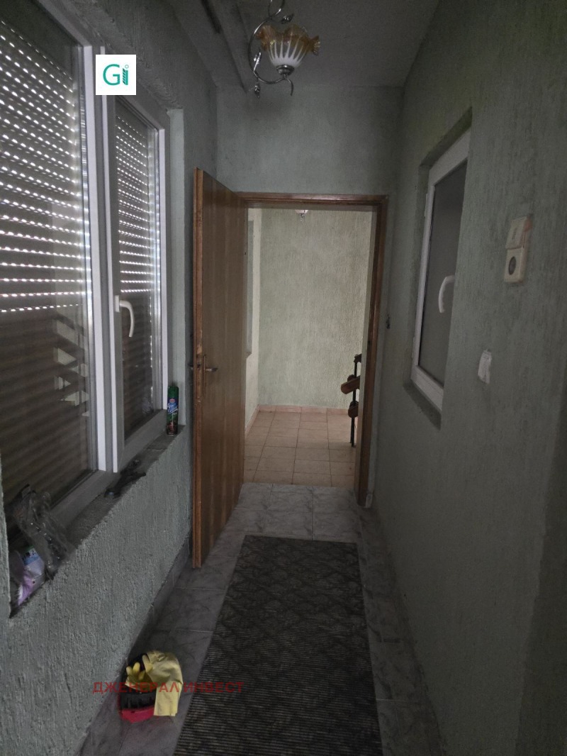 Продава КЪЩА, с. Бараково, област Кюстендил, снимка 6 - Къщи - 53020256