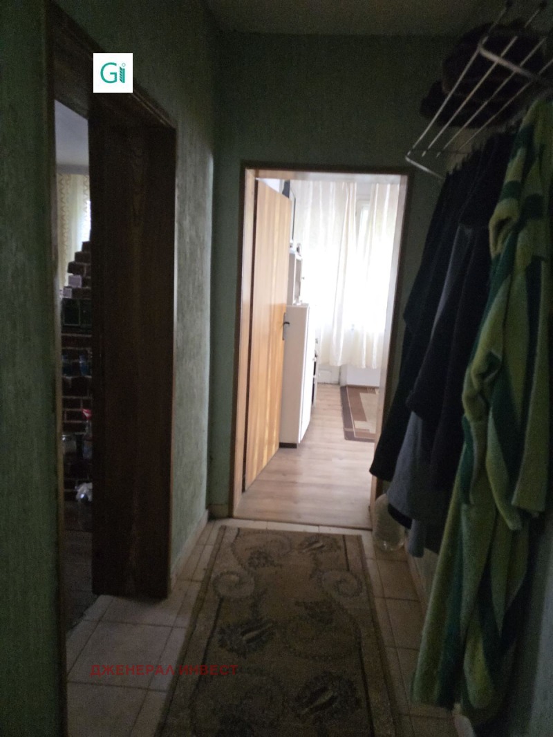 Продава КЪЩА, с. Бараково, област Кюстендил, снимка 9 - Къщи - 53020256