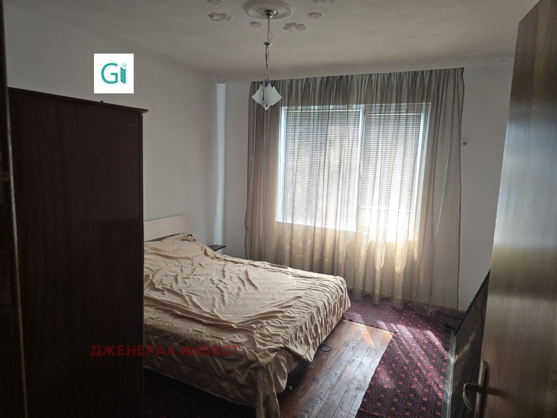 Продава КЪЩА, с. Бараково, област Кюстендил, снимка 10 - Къщи - 53020256