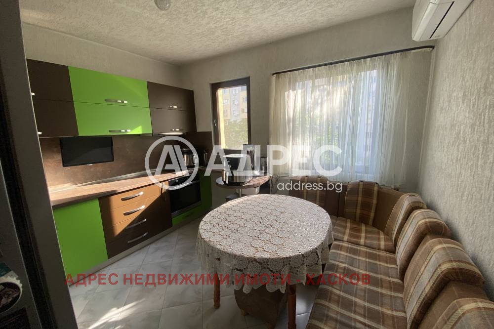 Продава 3-СТАЕН, гр. Хасково, Възраждане, снимка 2 - Апартаменти - 54626654