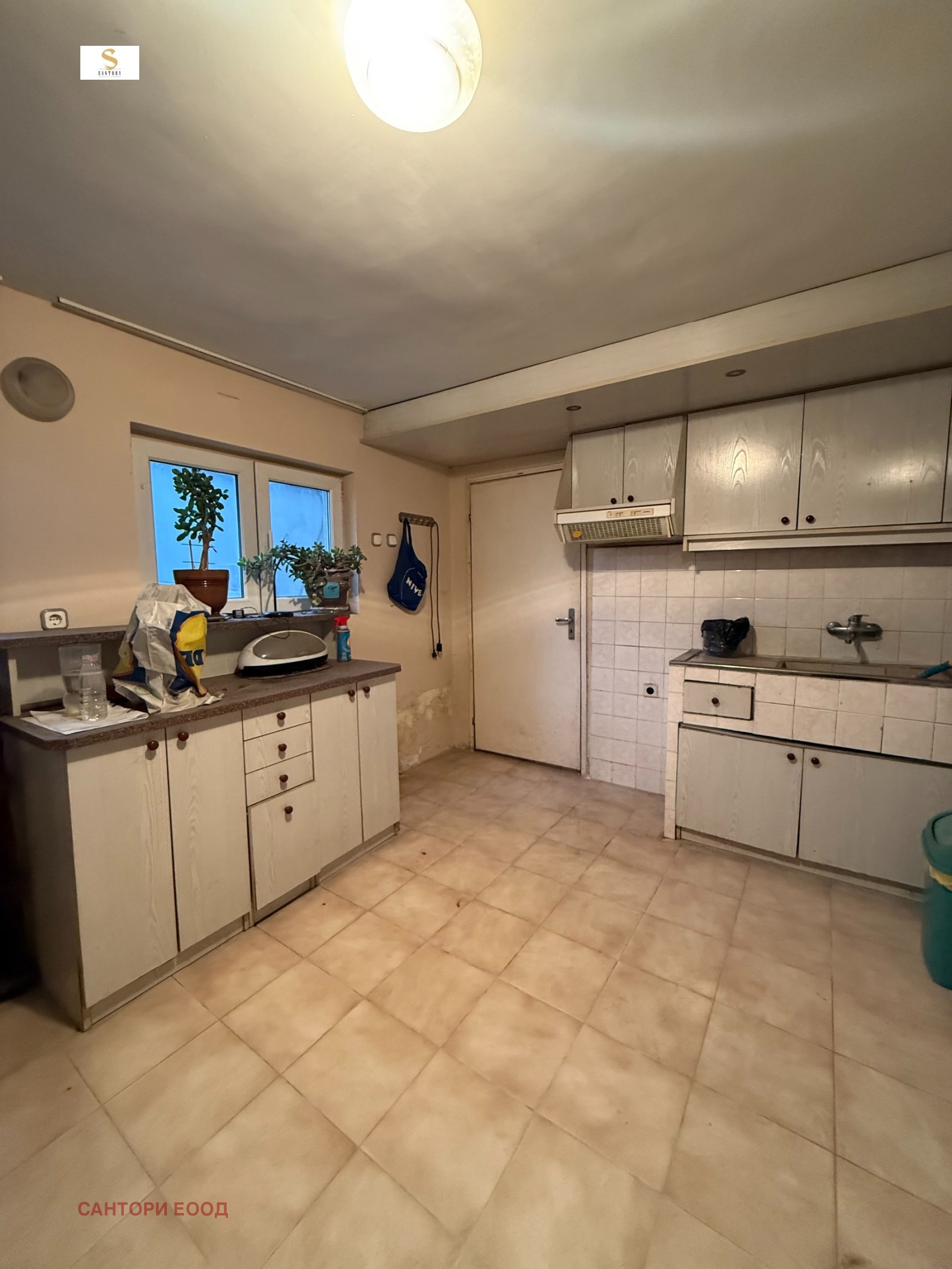 Продава КЪЩА, гр. Варна, Колхозен пазар, снимка 9 - Къщи - 53779457