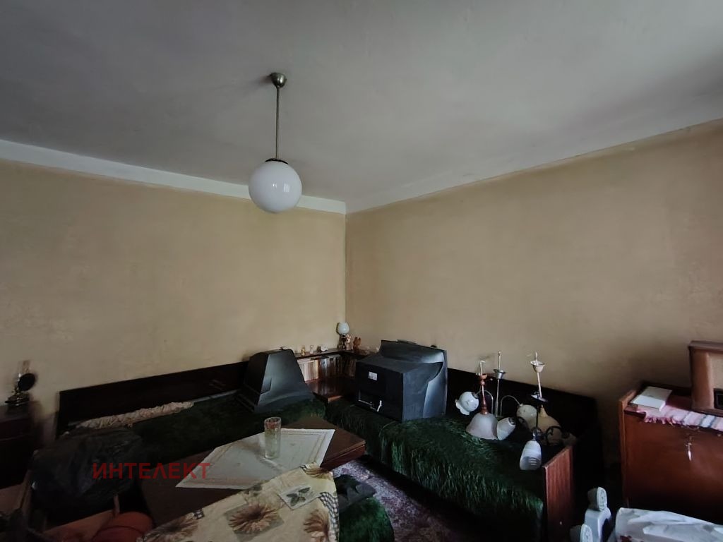 Продава КЪЩА, с. Велковци, област Перник, снимка 6 - Къщи - 54514236