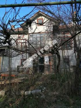 Продажба на имоти в с. Беляковец, област Велико Търново - изображение 4 