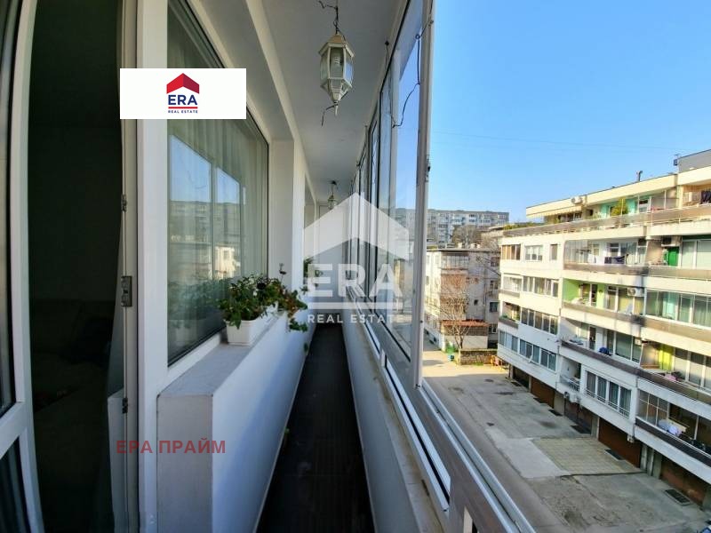 Продава 3-СТАЕН, гр. Варна, Център, снимка 13 - Апартаменти - 54539476