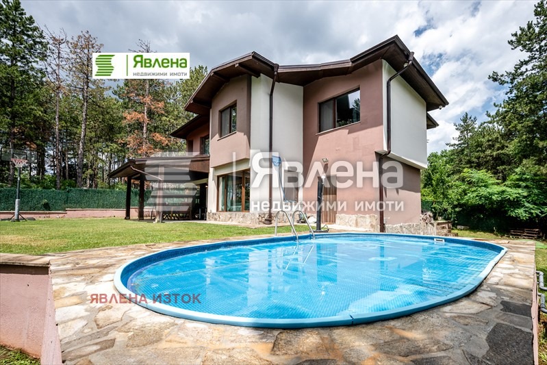Продава КЪЩА, гр. София, с. Войнеговци