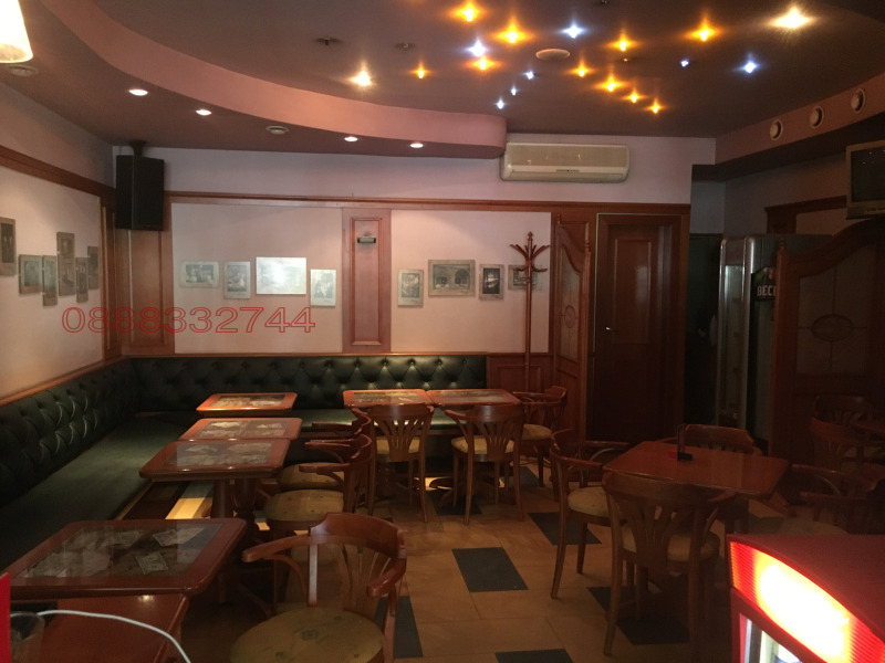 Продава ЗАВЕДЕНИЕ, гр. Пловдив, Център, снимка 4 - Заведения - 52870641