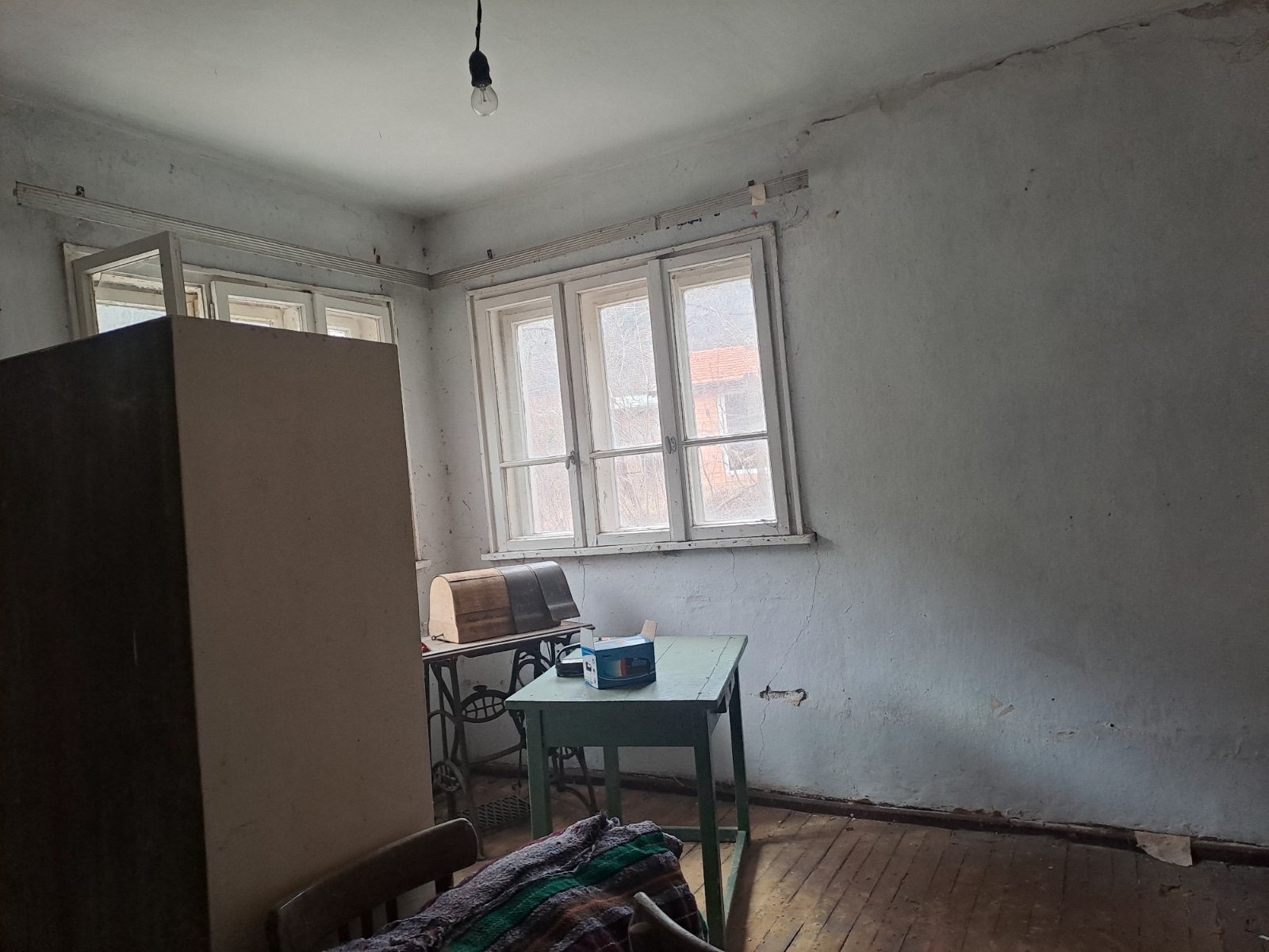 Продава КЪЩА, гр. Своге, област София област, снимка 13 - Къщи - 53677267