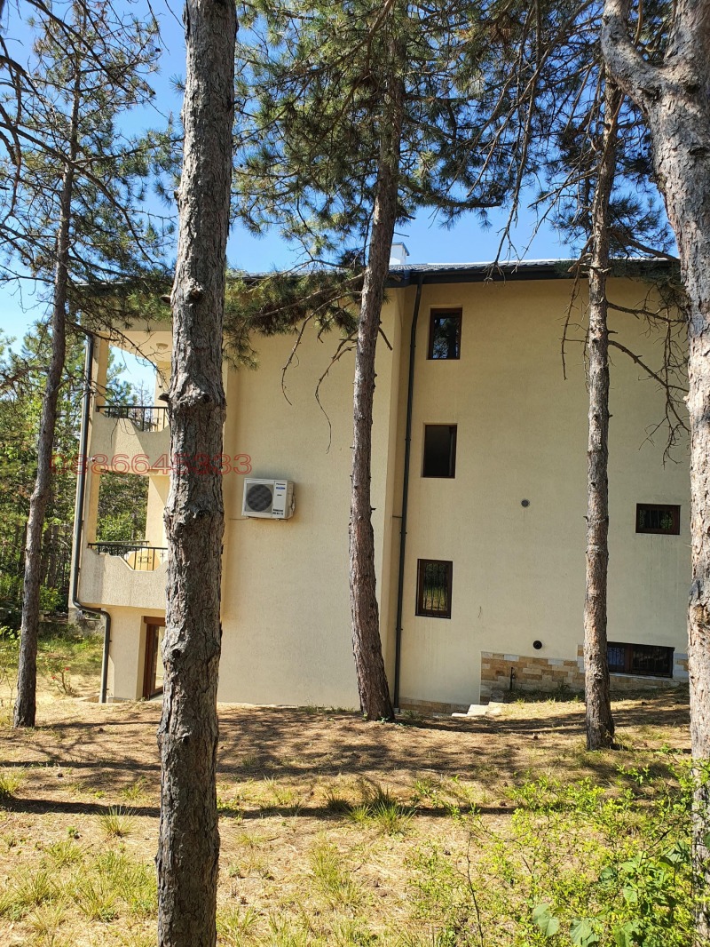 Продава КЪЩА в град Велико Търново, Картала - 339 кв.м / При запитване