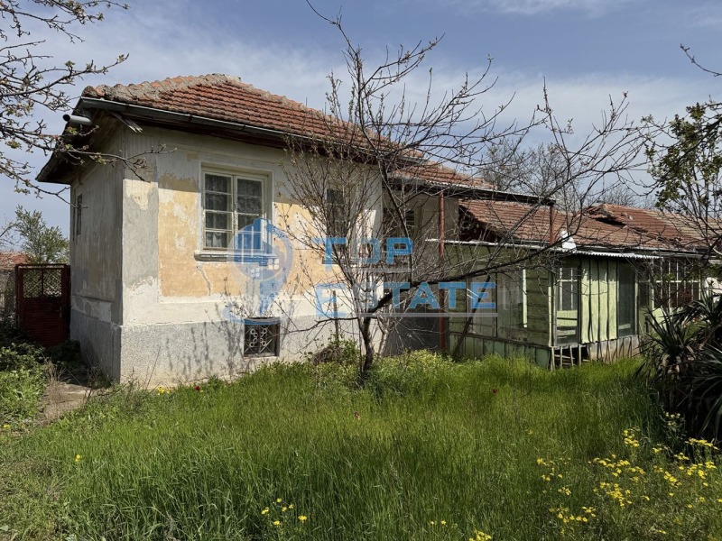 Продава КЪЩА в област Велико Търново, с. Хотница - 90 кв.м / 67 000 € » 131 040.61 лв., ТОП ЕСТЕЙТ
