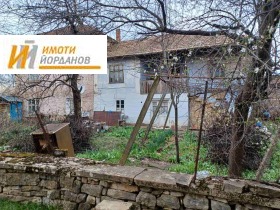 Продажба на имоти в с. Ново село, област Велико Търново — страница 2 - изображение 7 