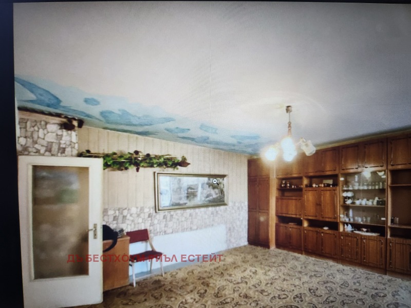 Продава 2-СТАЕН, град Варна, Възраждане 1 • 99900 € / 195387.42 лв. • 59752005 1