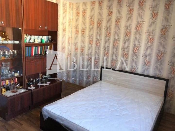 Продава 2-СТАЕН, гр. София, Красно село, снимка 2 - Апартаменти - 54999358