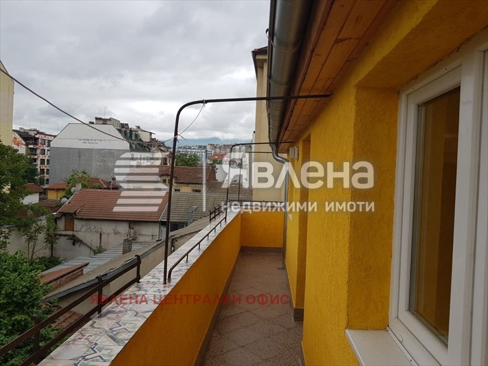 Продава 4-СТАЕН, гр. София, Център