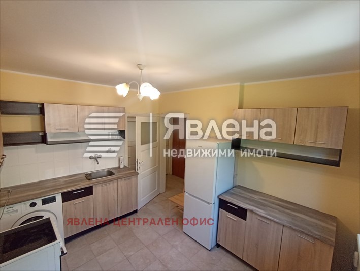 Продава 4-СТАЕН, гр. София, Център, снимка 3 - Апартаменти - 53568079