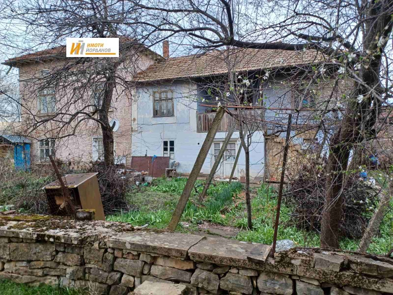 Продава  Къща област Велико Търново , с. Ново село , 220 кв.м | 45428399