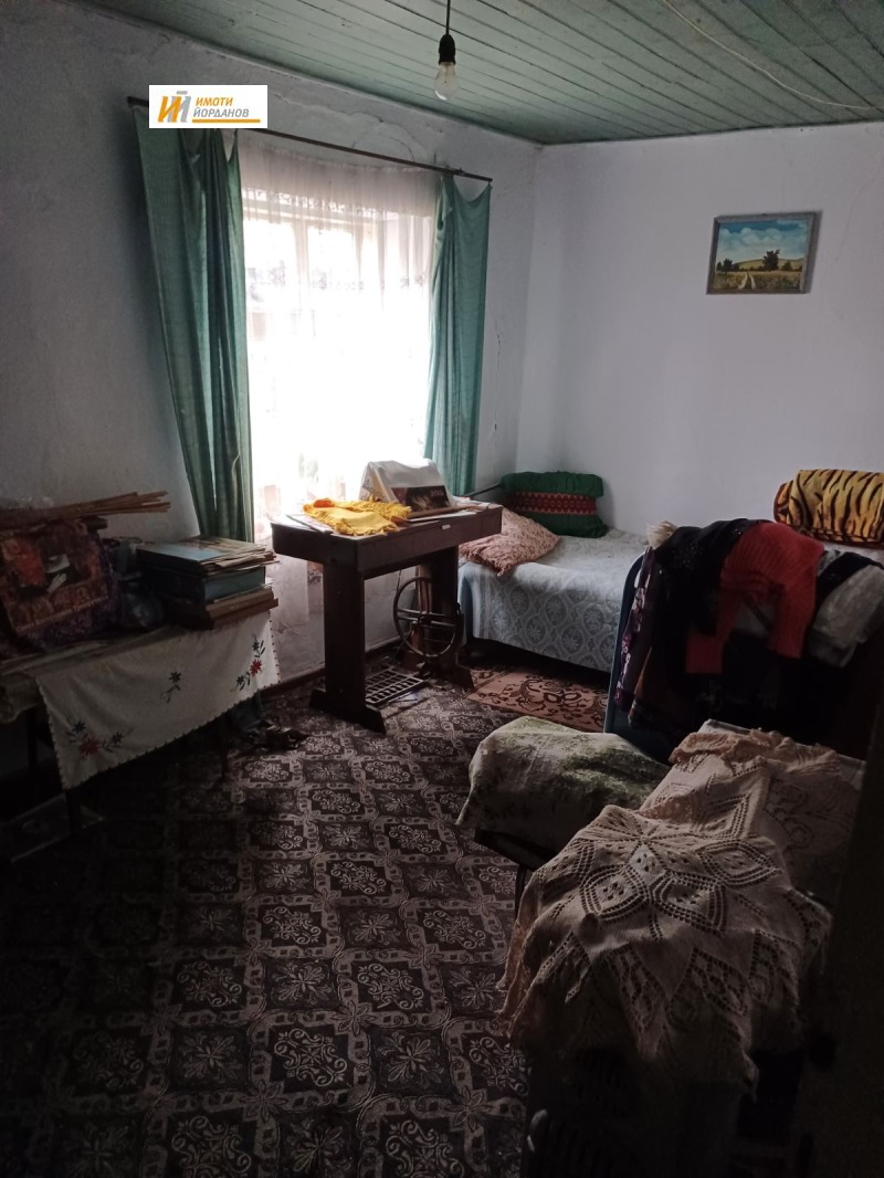 Продава КЪЩА, с. Ново село, област Велико Търново, снимка 9 - Къщи - 38047378
