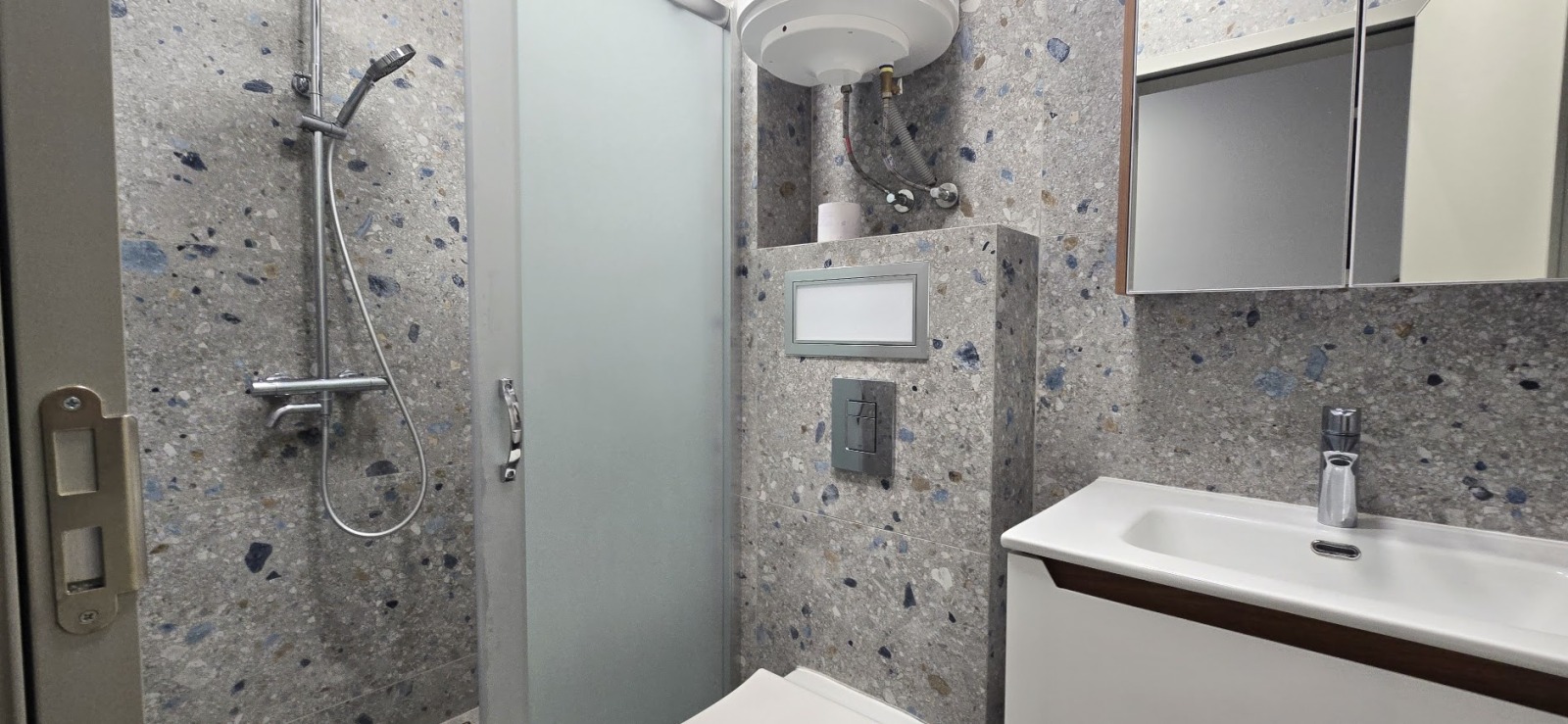 Продава 3-СТАЕН, гр. Шумен, Тракия, снимка 6 - Апартаменти - 53900172