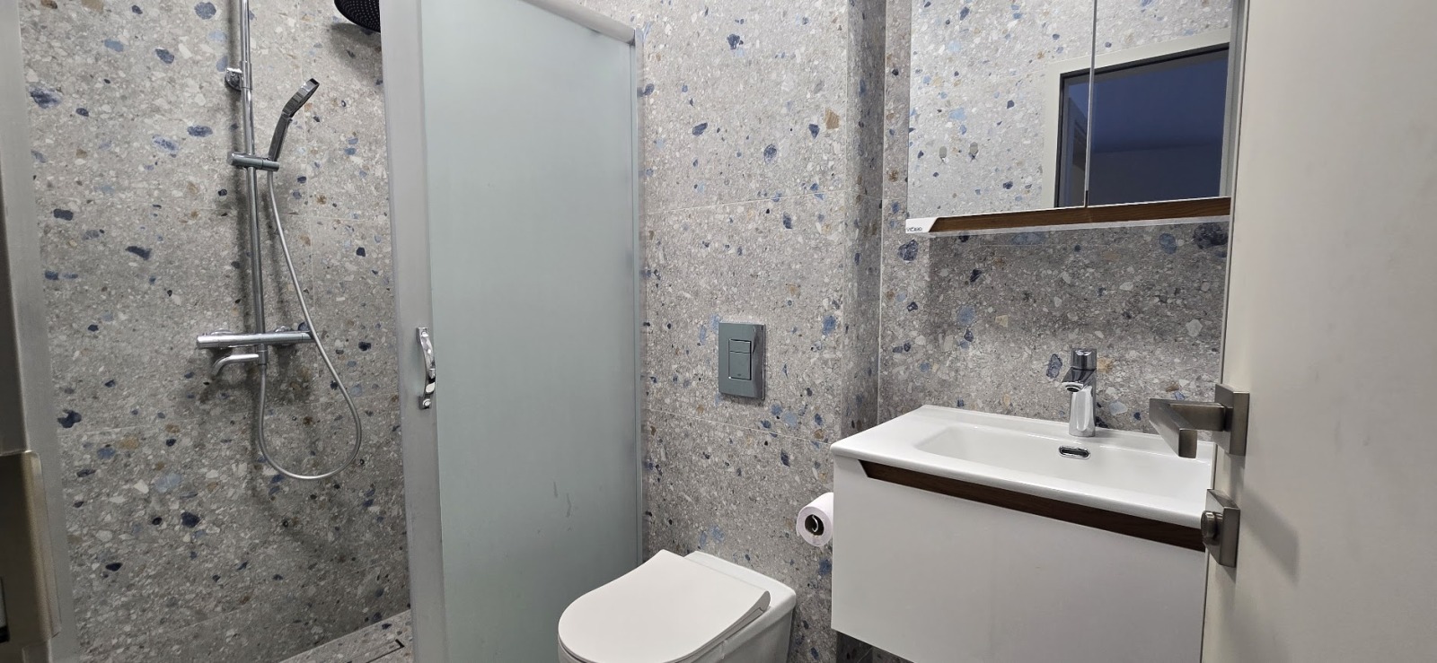 Продава 3-СТАЕН, гр. Шумен, Тракия, снимка 7 - Апартаменти - 53900172