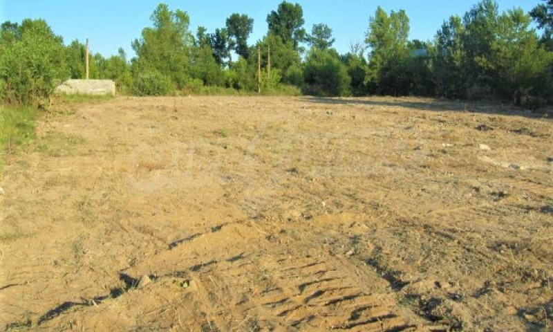 Продава ПАРЦЕЛ в град Видин, Промишлена зона - Юг - 1092 кв.м / 25 000 € » 48 895.75 лв., СУПРИММО ОФИСИ В СТРАНАТА