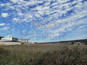 Продажба на имоти в с. Рогачево, област Добрич — страница 7 - изображение 3 