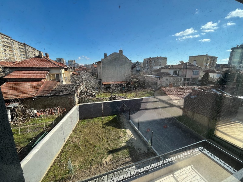 Продава 3-СТАЕН, гр. Казанлък, област Стара Загора, снимка 8 - Апартаменти - 53075522