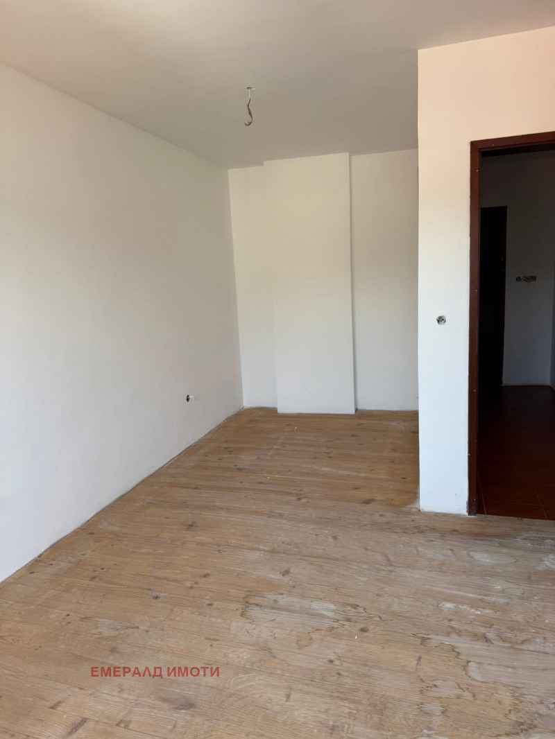 Till salu  3+ sovrum region Blagoevgrad , Razlog , 135 kvm | 70348987 - bild [7]