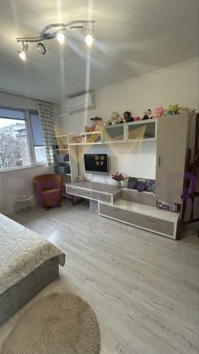 ������� 4-����� | Imot.bg � ����� ������ 8