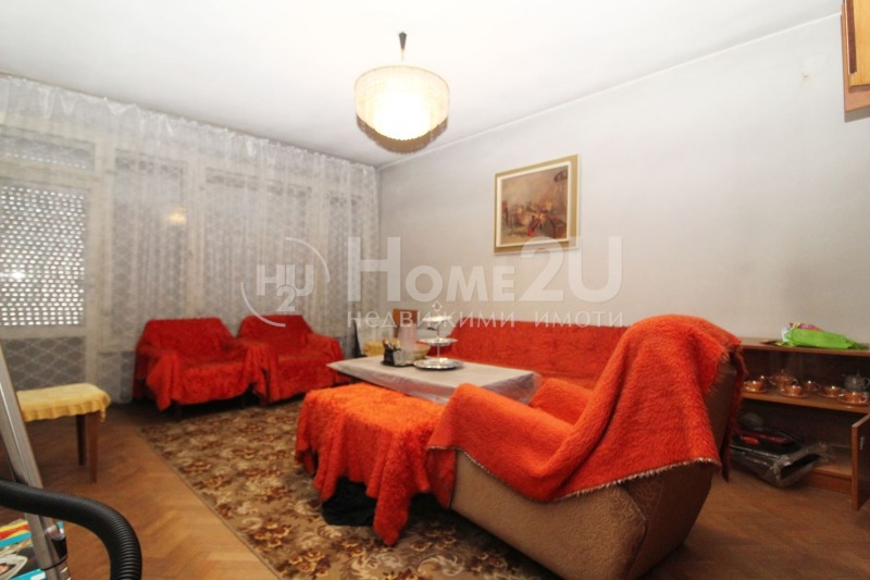 For Sale  2 bedroom Plovdiv , Tsentar , 94 sq.m | 92518663 - image [2]