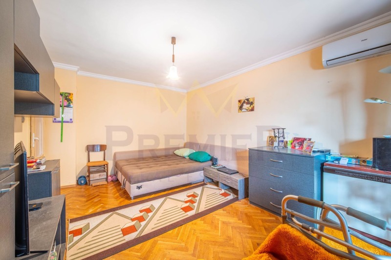 Продава 3-СТАЕН, гр. Варна, ХЕИ, снимка 3 - Aпартаменти - 47976442